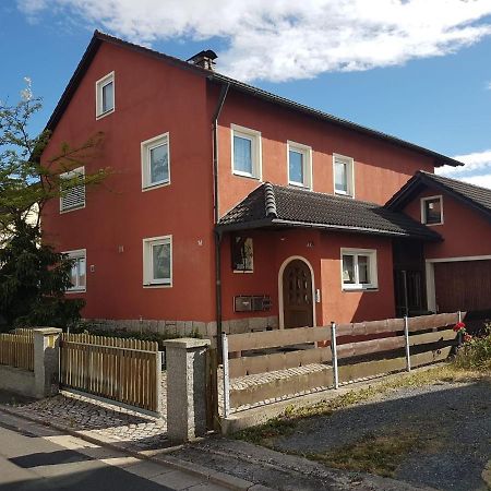 Gastehaus Aurelia Apartment Wiesau Exterior photo